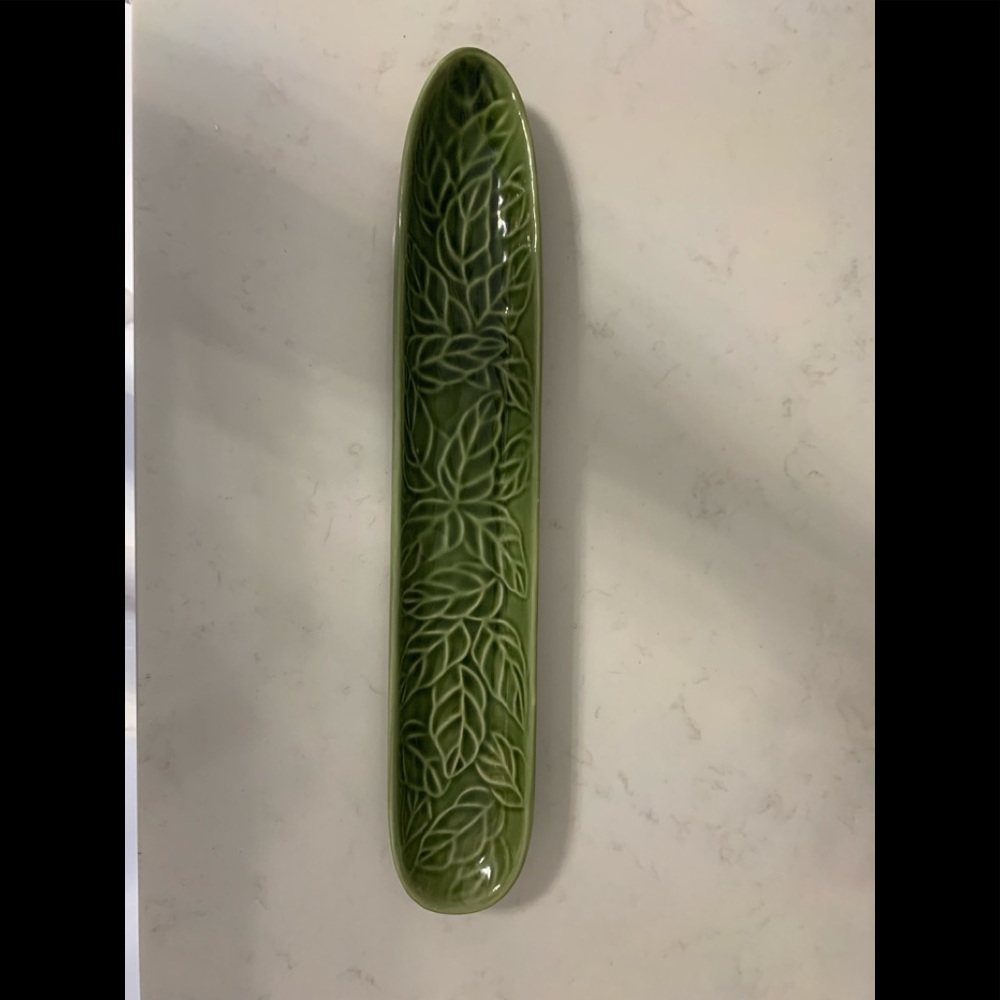 🫒 Green Ceramic Serving Plate/Dish